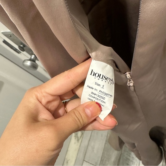 HOUSE OF CB 'Violette' Blush Satin Fishtail Gown - Picture 15 of 15